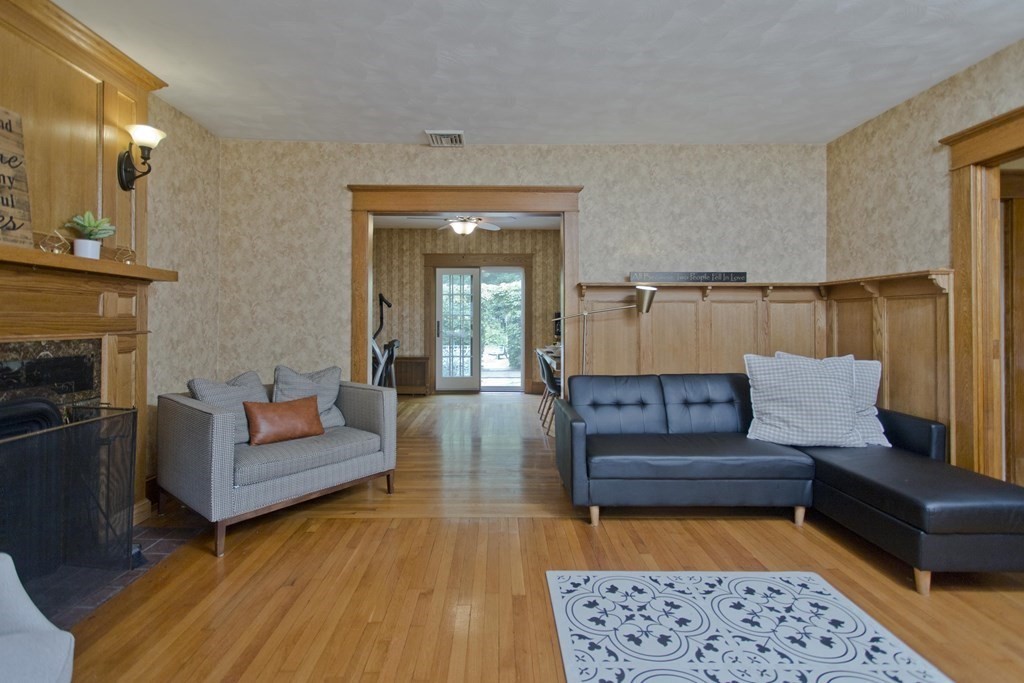 85 Belvidere Street Springfield, MA 01108 - Photo 17 of 42 Gallery Image 17