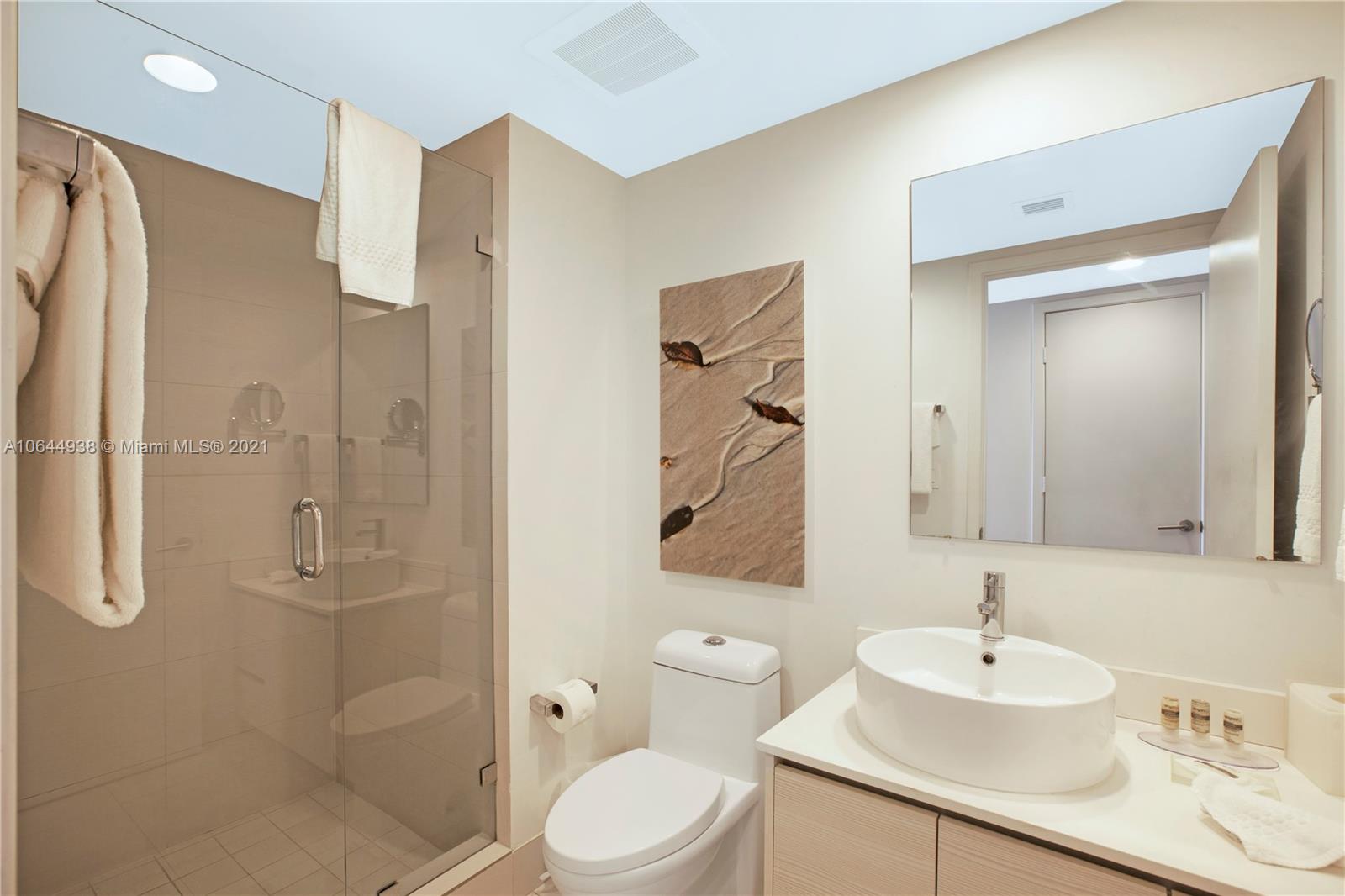 2602 East Hallandale Beach Boulevard, Unit R1009 Hallandale Beach, FL 33009 - Photo 20 of 38