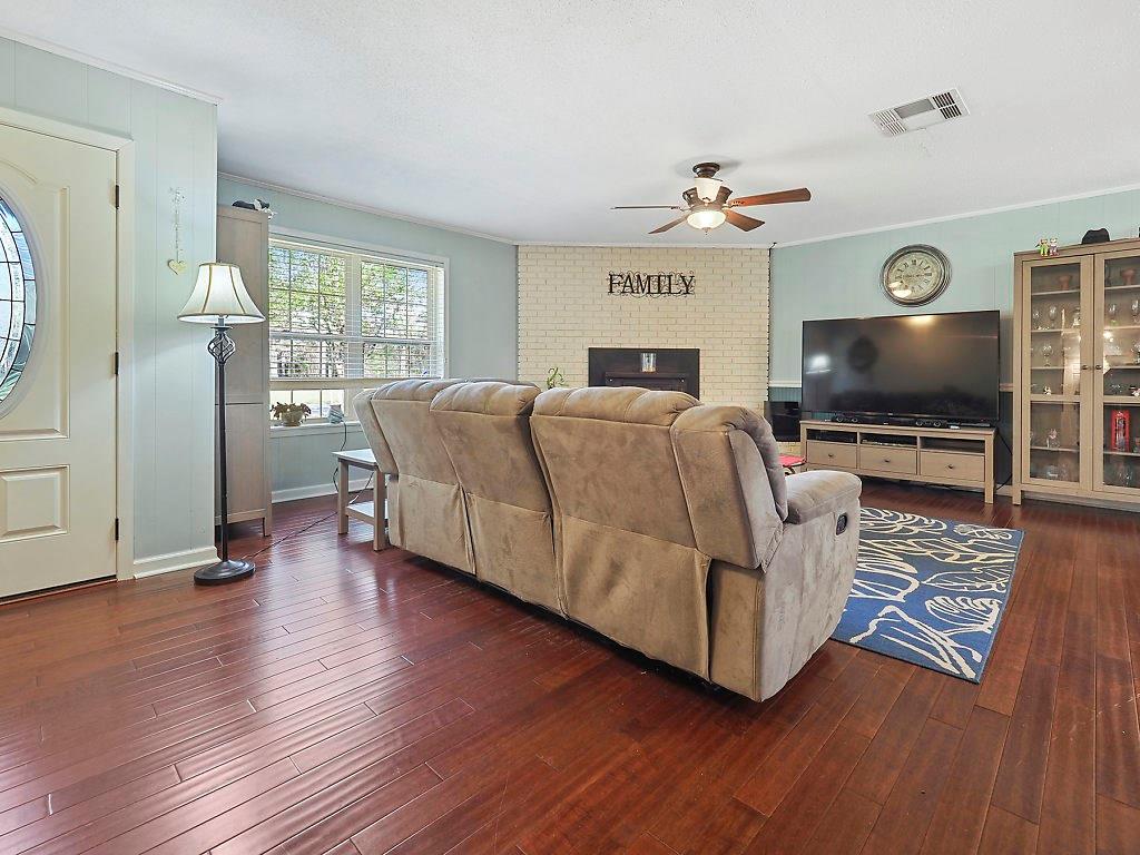 84386 Pierce Road Bogalusa, LA 70427 - Photo 3 of 24 Gallery Image 3