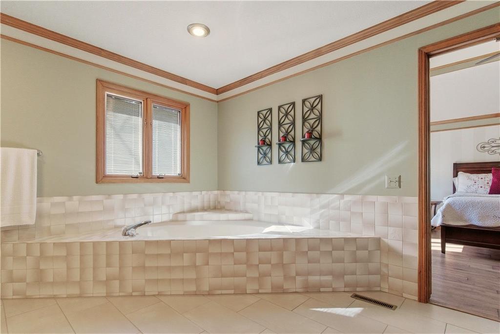 604 Darrow Court Warrensburg, MO 64093 - Photo 31 of 68