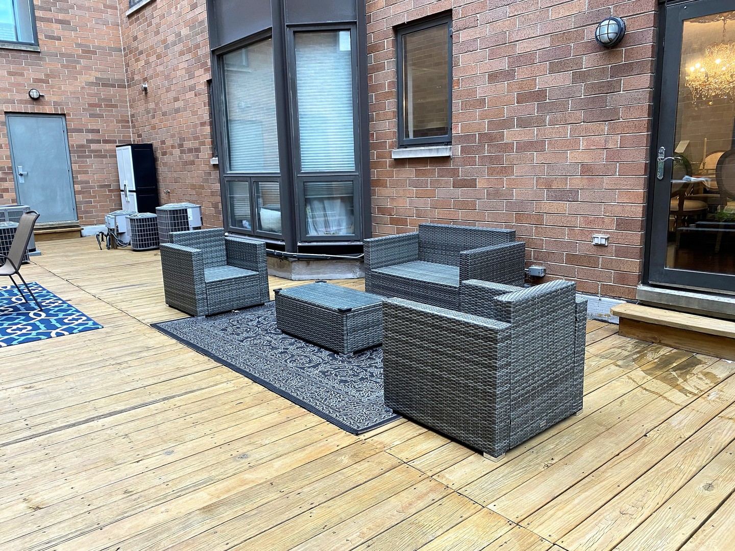 222 South Racine Avenue, Unit 404 Chicago, IL 60607 - Photo 31 of 36 a view of outdoor seating