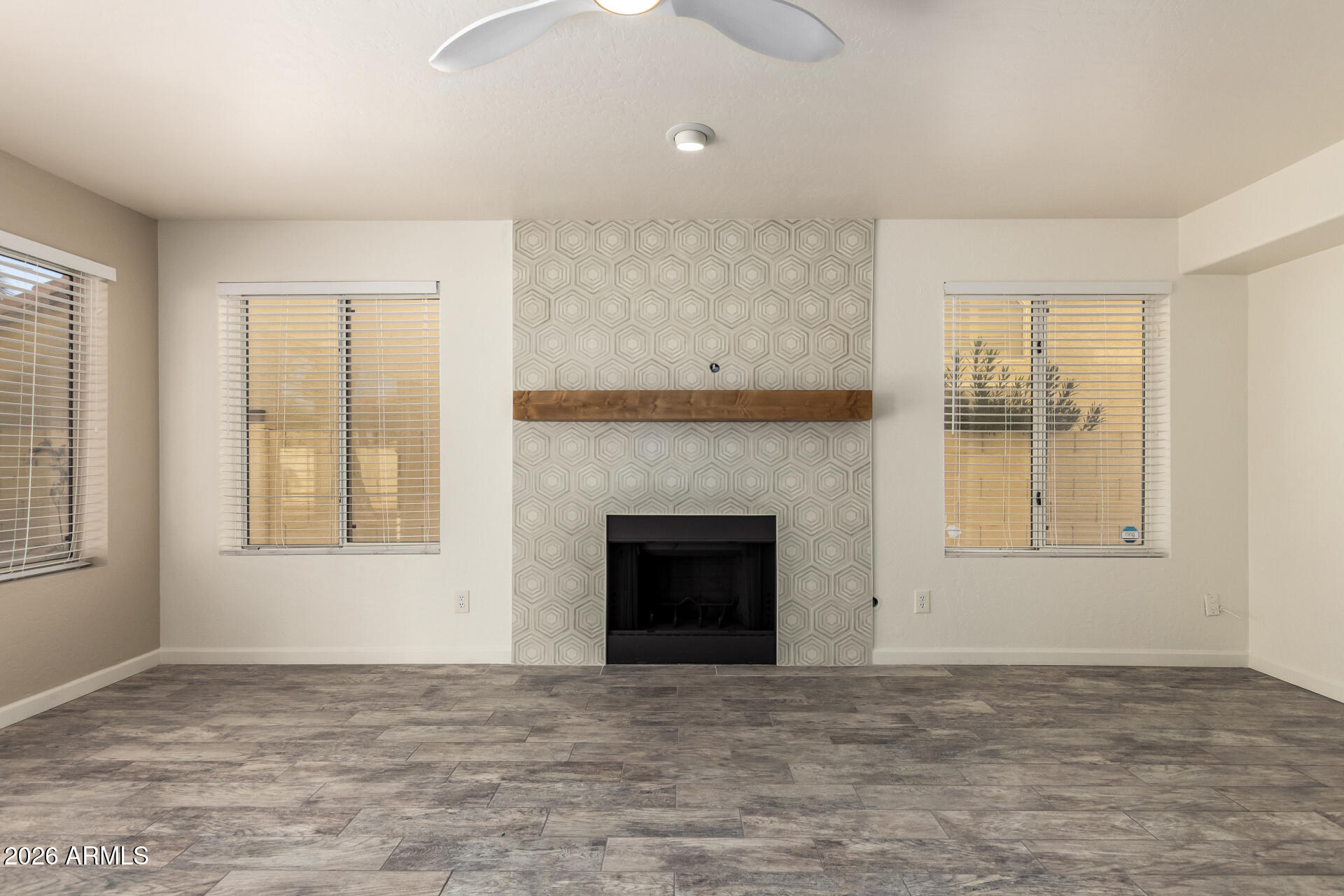9641 South 51st Street Phoenix, AZ 85044 - Photo 24 of 28 Family Room