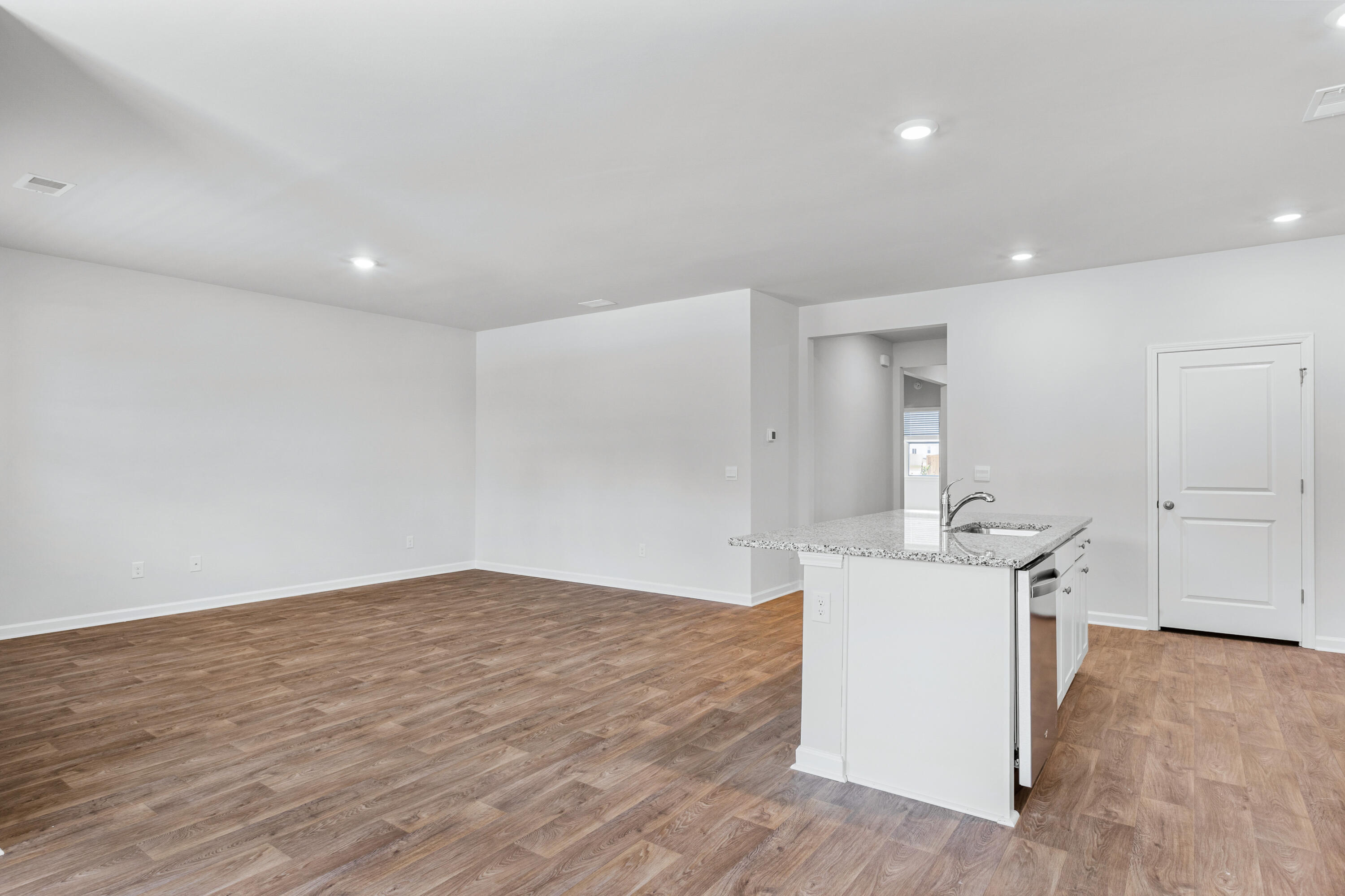 425 Lk Rdg Boulevard Summerville, SC 29486 - Photo 19 of 47 Aria B Interior Full Res-17