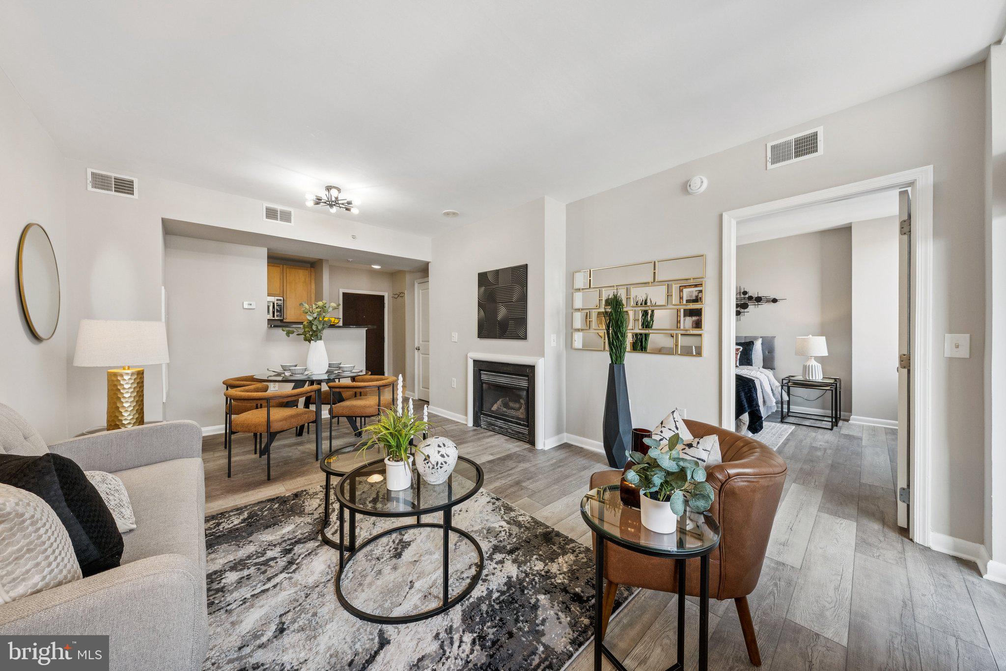 851 North Glebe Road, Unit 415 Arlington, VA 22203 - Photo 3 of 35 Gallery Image 3