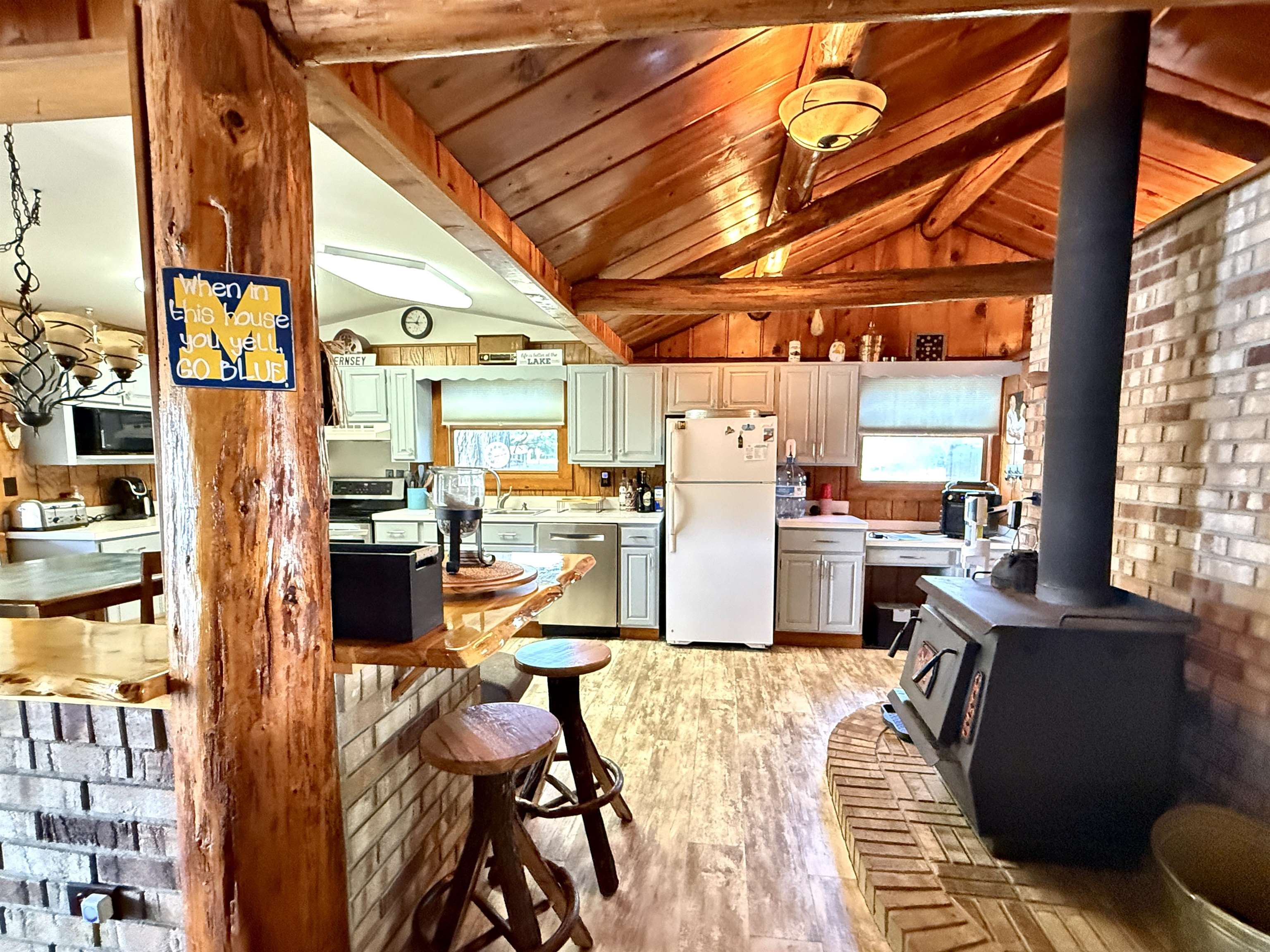 1627 Riverside Drive Gladwin, MI 48624 - Photo 23 of 53