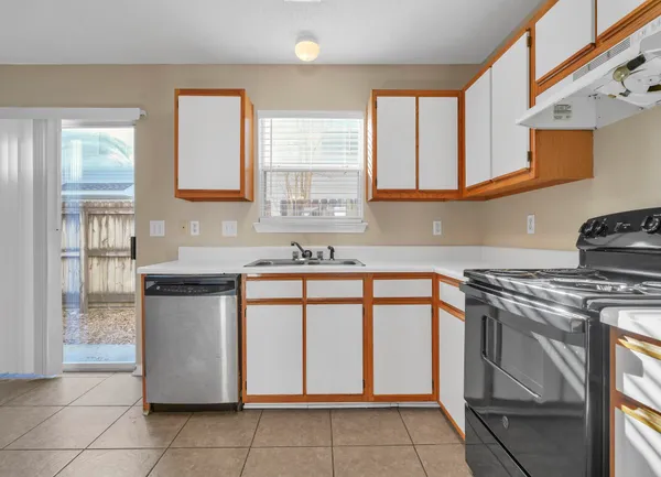 $1,500 | 1022 Rockport Drive, Fort Walton Beach, FL 32547