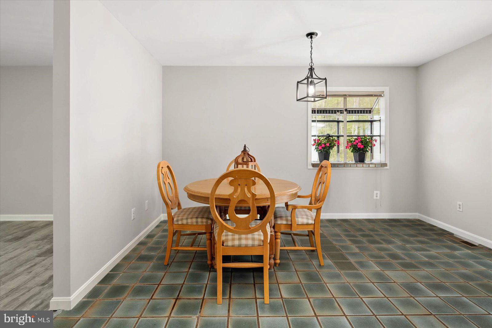 23 Abbyshire Road Ocean Pines, MD 21811 - Photo 12 of 57