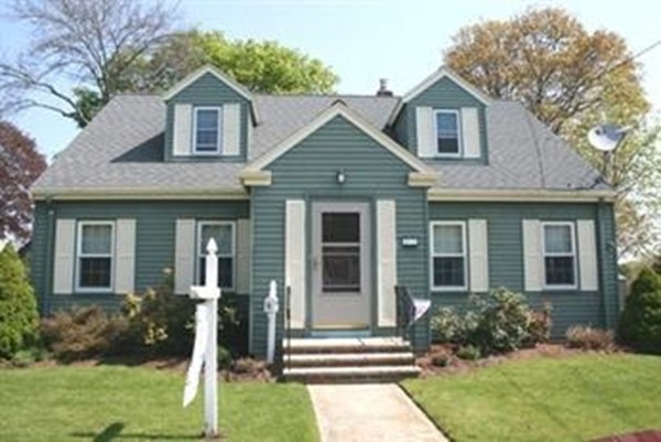 27 Grant Road Salem, MA 01970 - Photo 1 of 10 Gallery Image 1