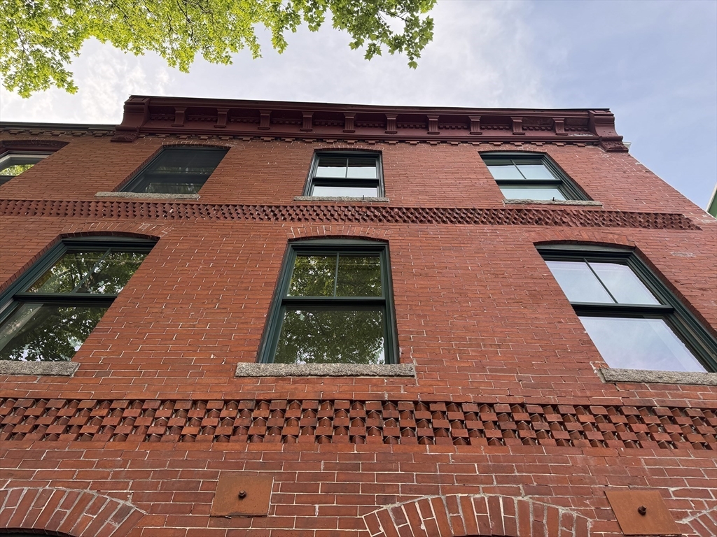 212 Chelsea Street, Unit 1 Boston, MA 02128 - Photo 17 of 24