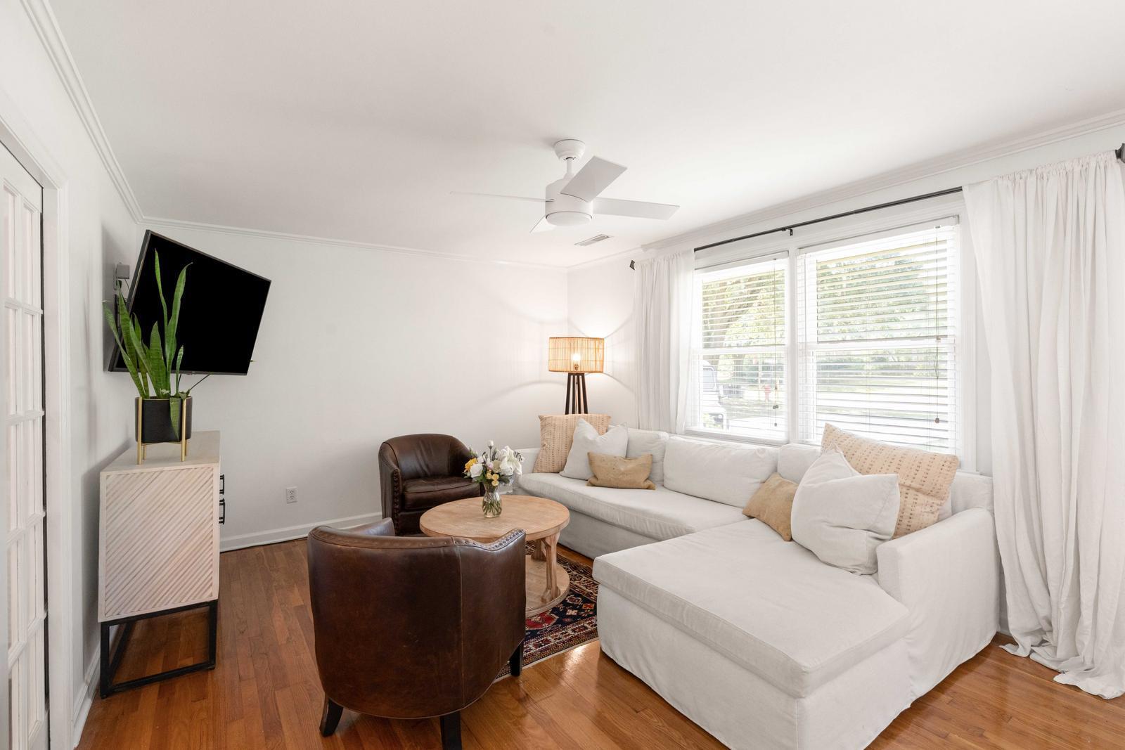 1122 Camellia Drive Mount Pleasant, SC 29464 - Photo 6 of 36 27