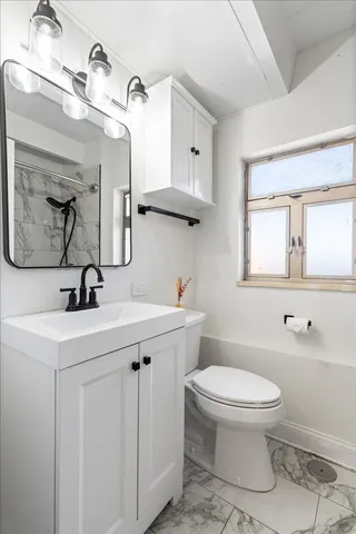 $186,000 | 1860 Sherman Avenue, Unit 7NE, Evanston, IL 60201