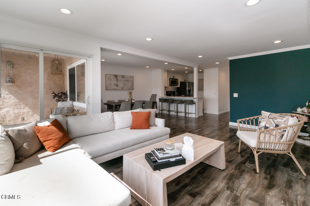 2940 North Verdugo Road, Unit 309 Glendale, CA 91208 - Photo 6 of 26 a living room with furniture and a view of kitchen