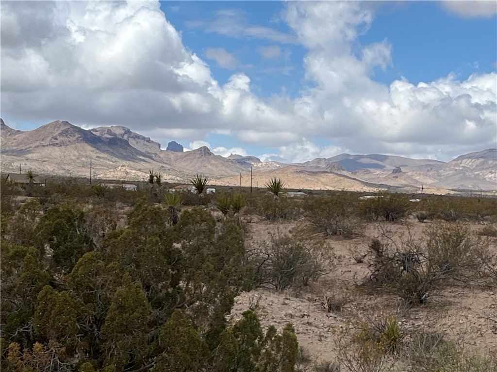 Lot 5 South Dome Road Golden Valley, AZ 86413 - Photo 8 of 20 Looking to the West from Cut In Pad at Black Mtns