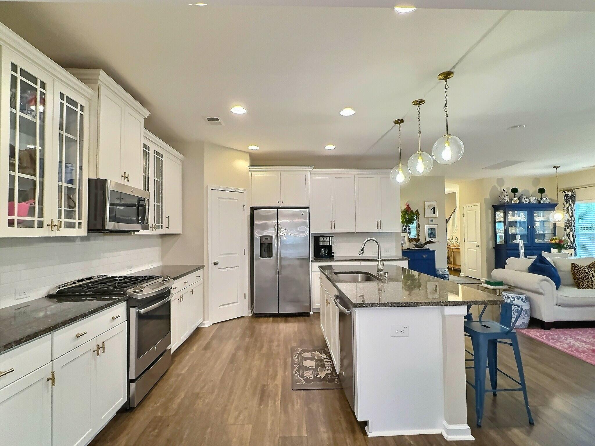 3345 Pavilion Lake Drive Johns Island, SC 29455 - Photo 15 of 43 Kitchen