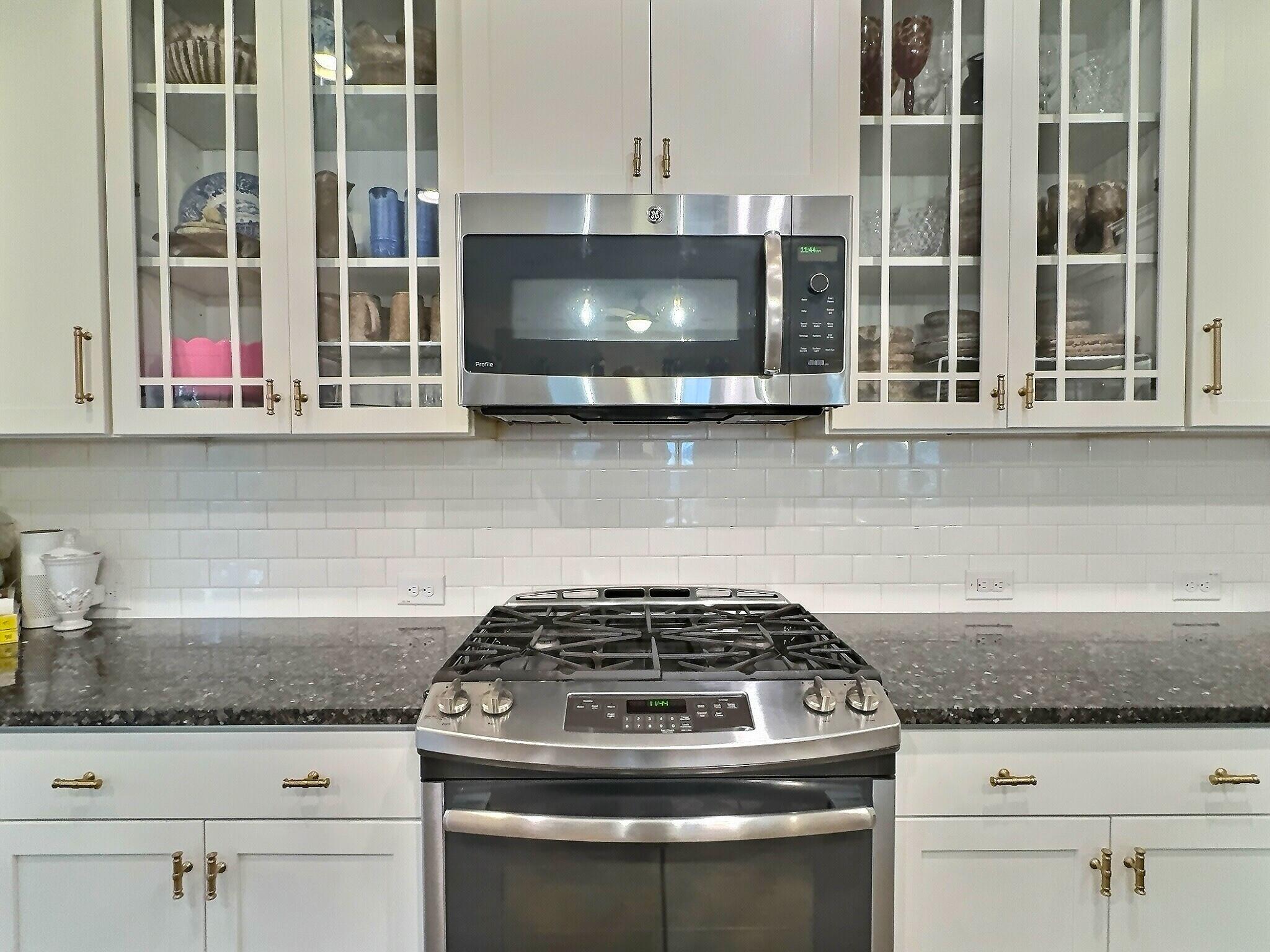 3345 Pavilion Lake Drive Johns Island, SC 29455 - Photo 18 of 43 Kitchen