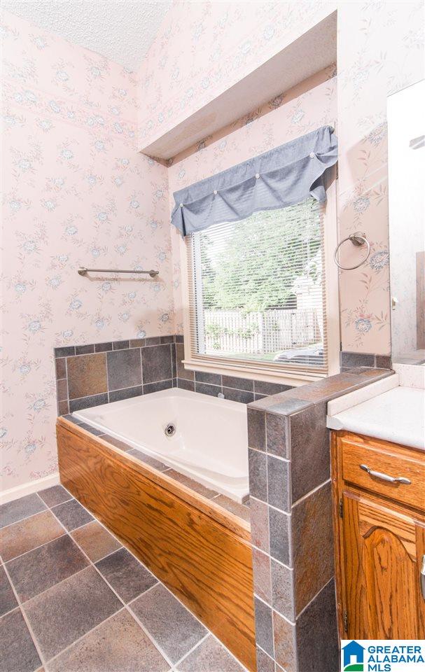 1227 Stillwater Road Anniston, AL 36207 - Photo 12 of 37