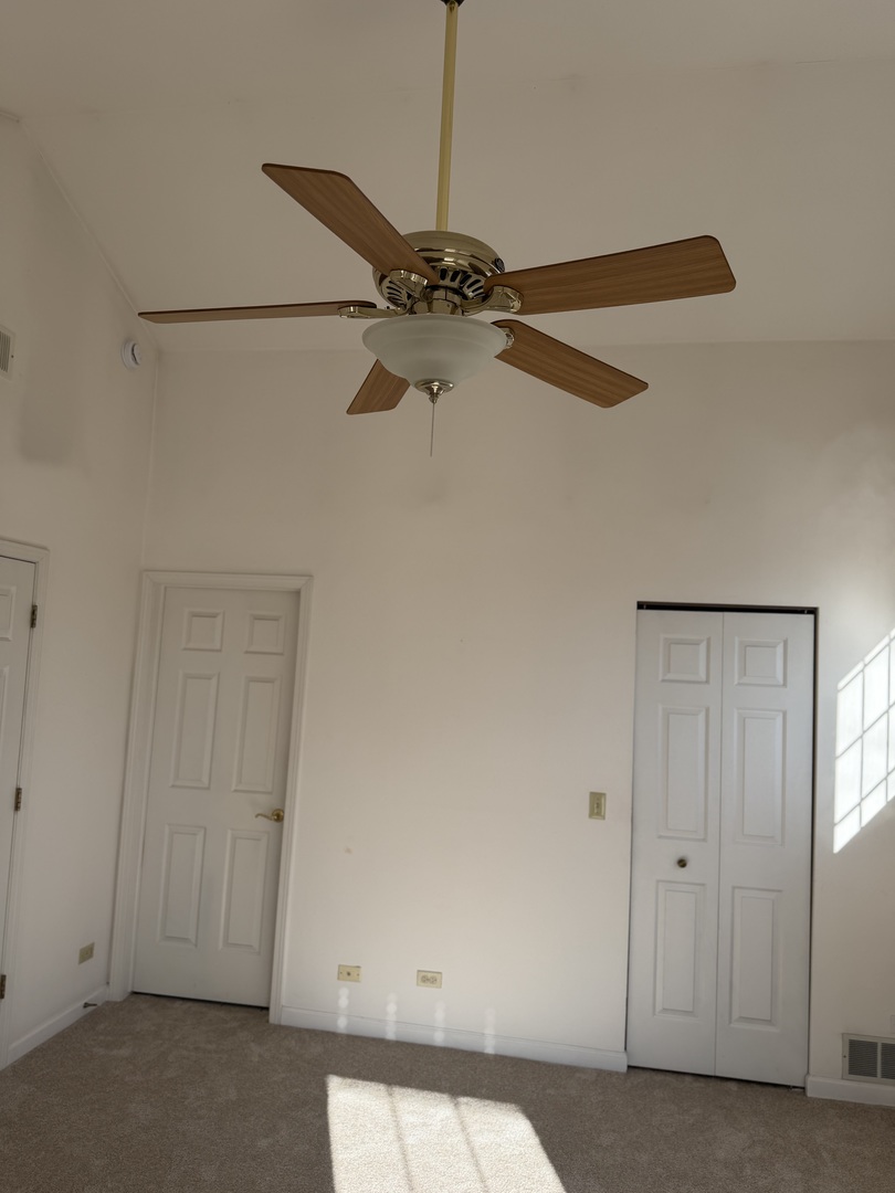 114 Woodbury Lane, Unit 114 Lake Bluff, IL 60044 - Photo 11 of 19