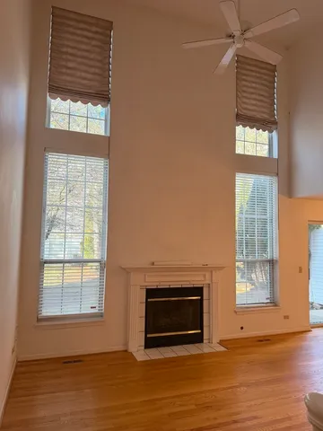 $3,250 | 114 Woodbury Lane, Unit 114, Lake Bluff, IL 60044