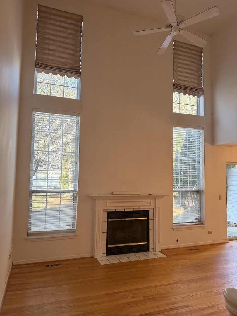 114 Woodbury Lane, Unit 114 Lake Bluff, IL 60044 - Photo 4 of 19