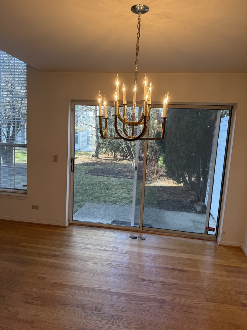 114 Woodbury Lane, Unit 114 Lake Bluff, IL 60044 - Photo 6 of 19