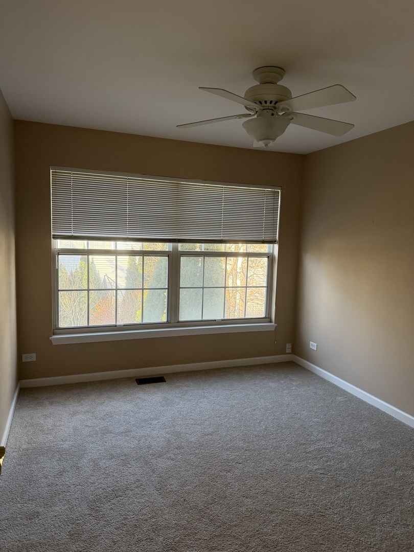 114 Woodbury Lane, Unit 114 Lake Bluff, IL 60044 - Photo 8 of 19