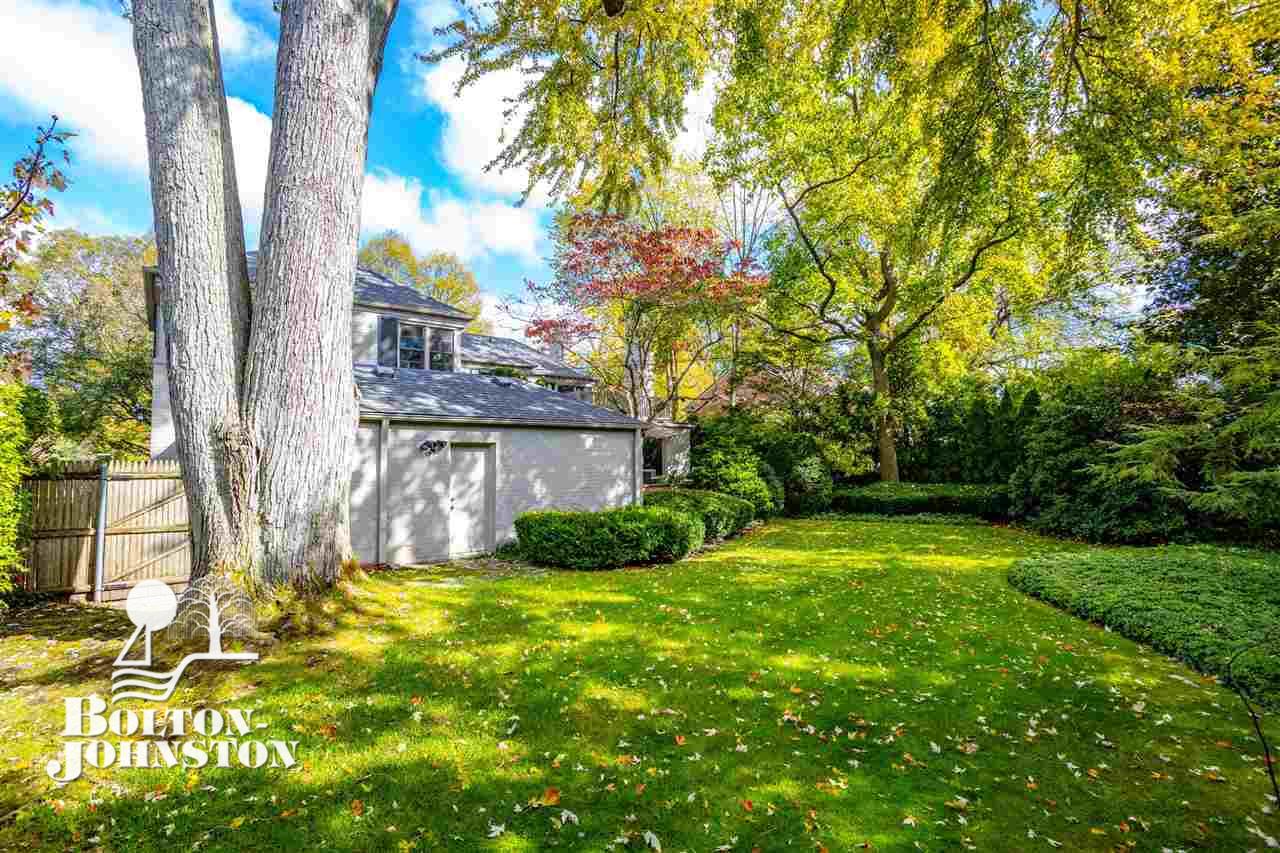 193 Merriweather Road Grosse Pointe, MI 48236 - Photo 52 of 68 Yard