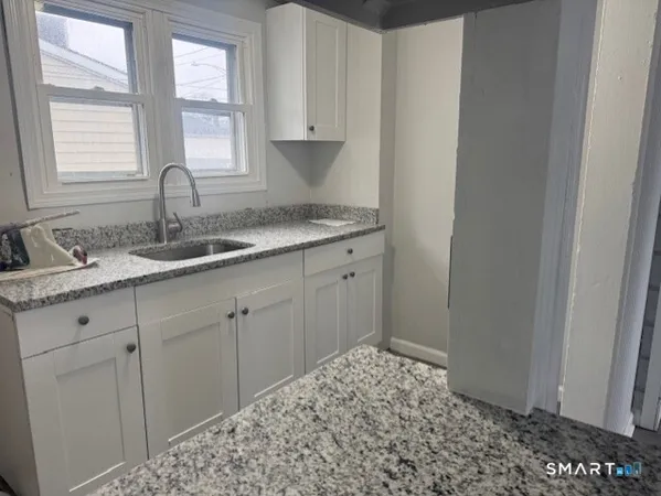 $2,950 | 27 Melba Street, Unit B, Milford, CT 06460