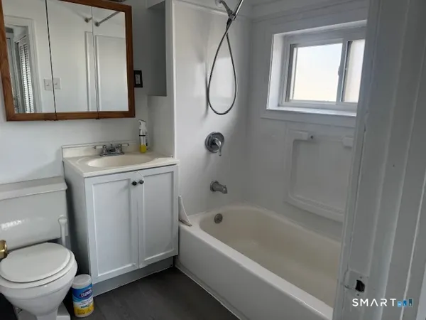 $2,850 | 27 Melba Street, Unit B, Milford, CT 06460