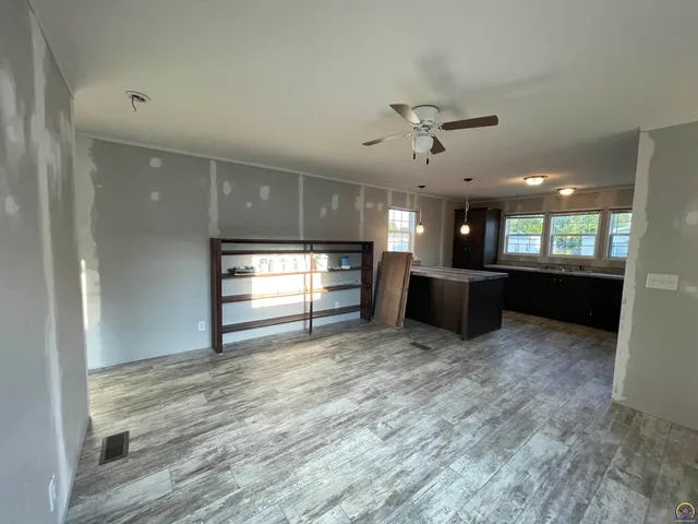 $37,000 | 1900 Northwest Lyman Road, Unit 272, Topeka, KS 66608