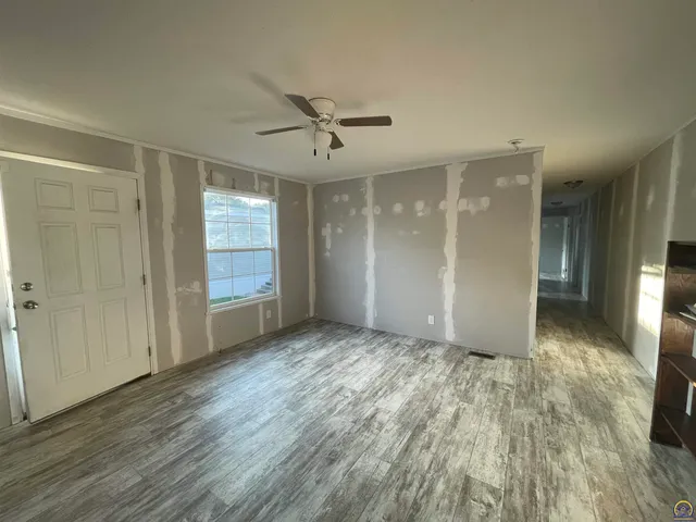 $37,000 | 1900 Northwest Lyman Road, Unit 272, Topeka, KS 66608