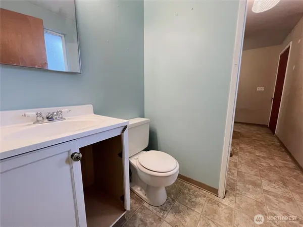 $177,500 | 728 Sunrise Drive, Omak, WA 98841