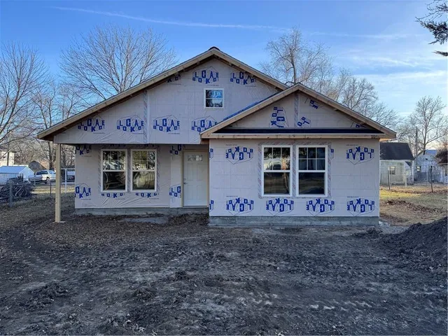 $295,000 | 315 West Cornhill Street, Cameron, MO 64429