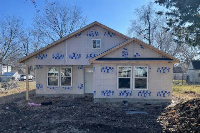 $295,000 | 315 West Cornhill Street, Cameron, MO 64429