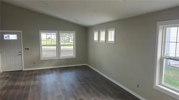 $295,000 | 315 West Cornhill Street, Cameron, MO 64429