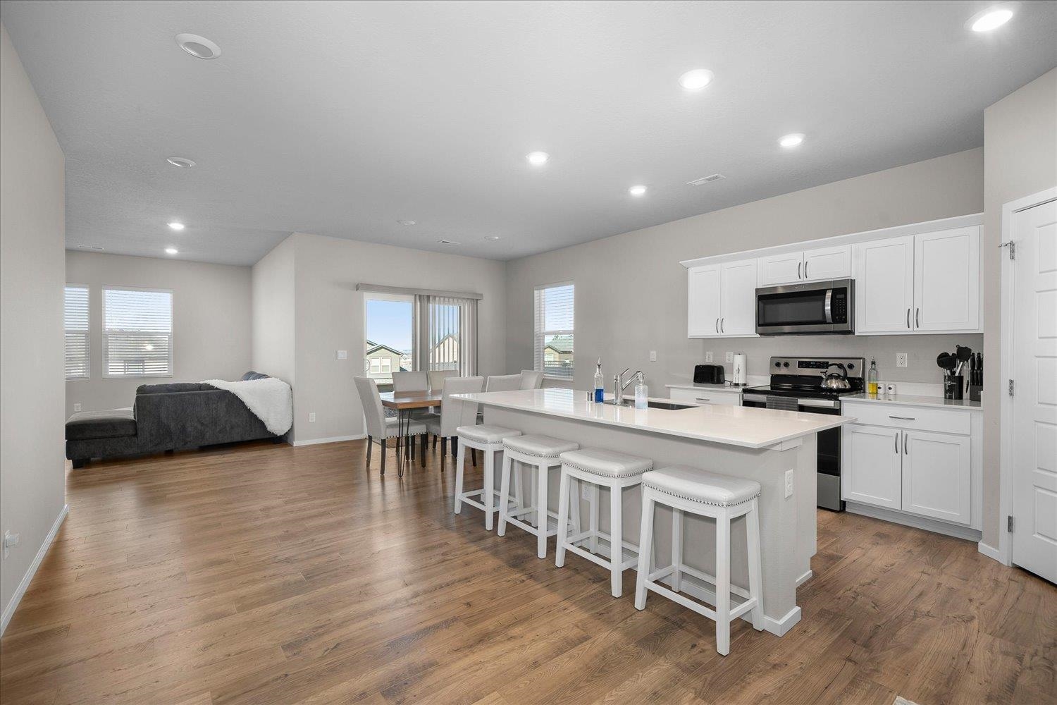 8018 South Avery Road Cheney, WA 99004 - Photo 11 of 46