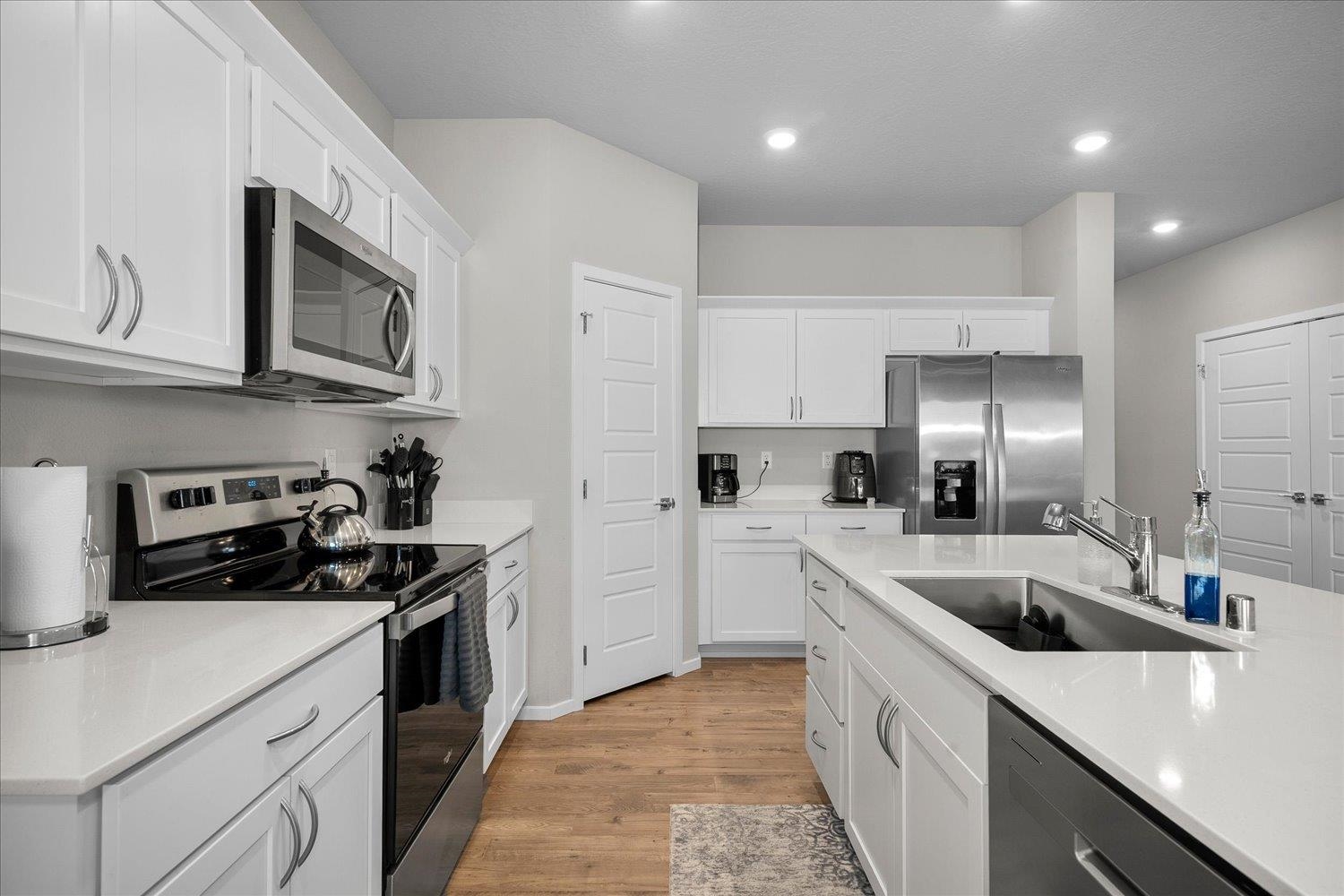 8018 South Avery Road Cheney, WA 99004 - Photo 13 of 46