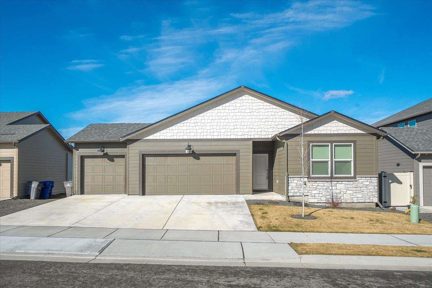 8018 South Avery Road Cheney, WA 99004 - Photo 2 of 46