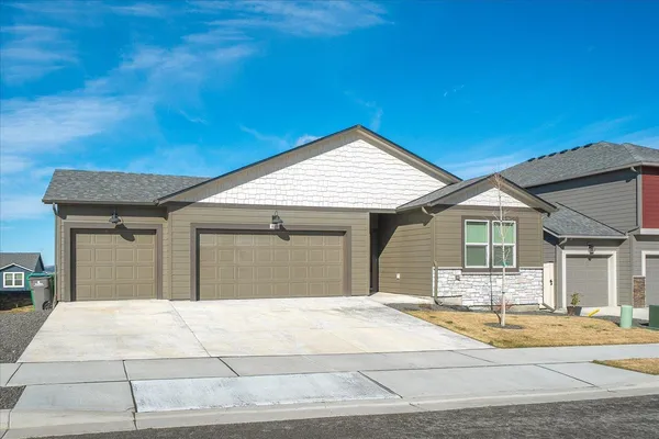 $455,000 | 8018 South Avery Road, Cheney, WA 99004