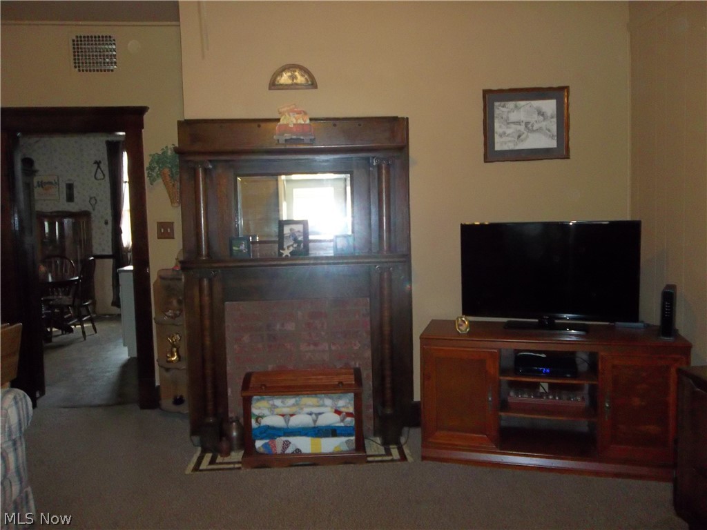 6710 Old Town Road Mount Perry, OH 43760 - Photo 6 of 13