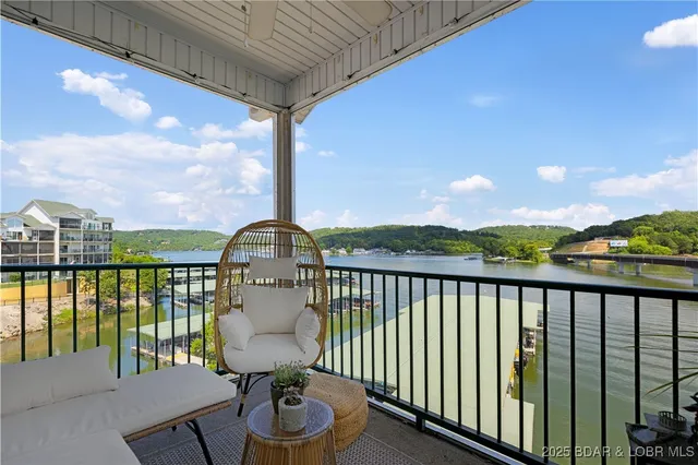 $389,000 | 298 Cedar Heights Drive, Unit 4A, Camdenton, MO 65020