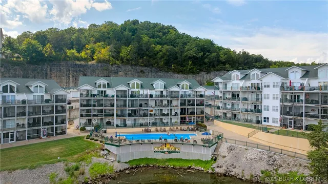 $389,000 | 298 Cedar Heights Drive, Unit 4A, Camdenton, MO 65020