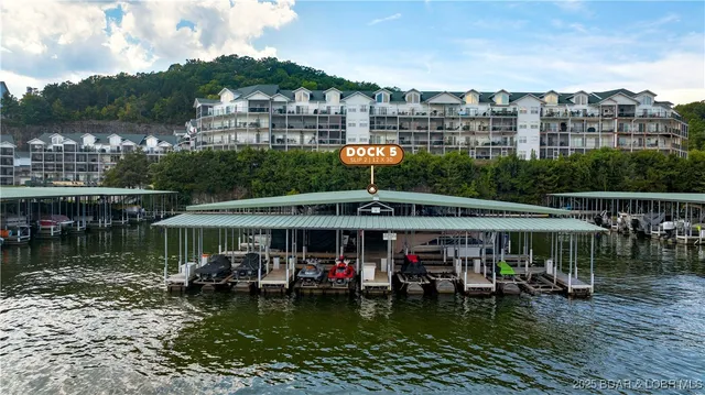 $389,000 | 298 Cedar Heights Drive, Unit 4A, Camdenton, MO 65020