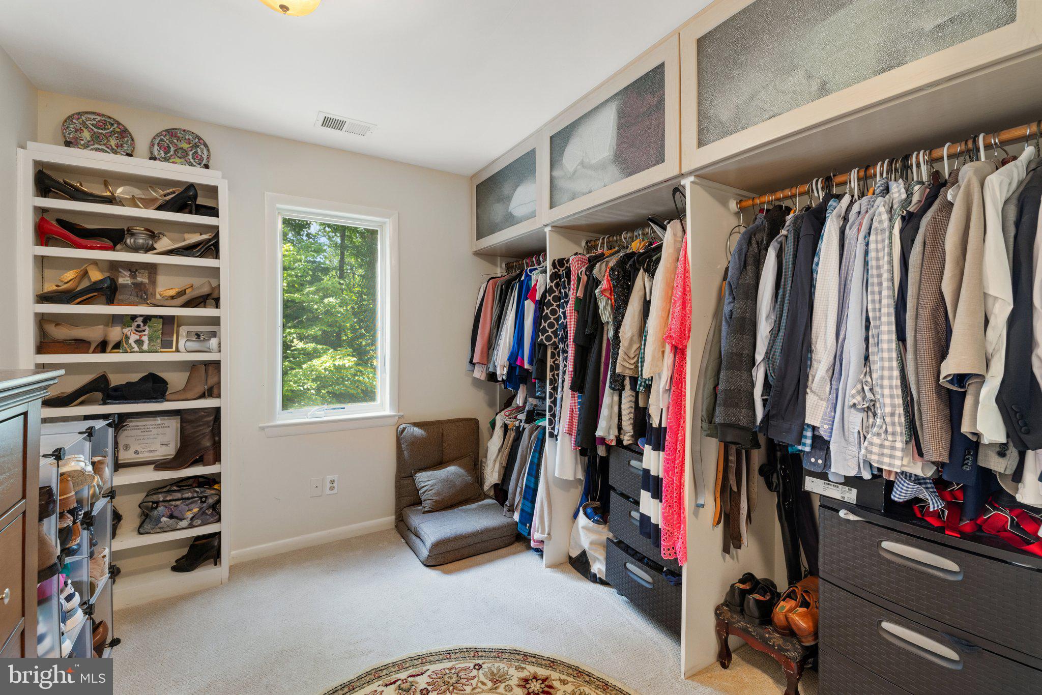 1248 Delaplane Grade Road Upperville, VA 20184 - Photo 17 of 77 Large walk-in closet of primary bedroom