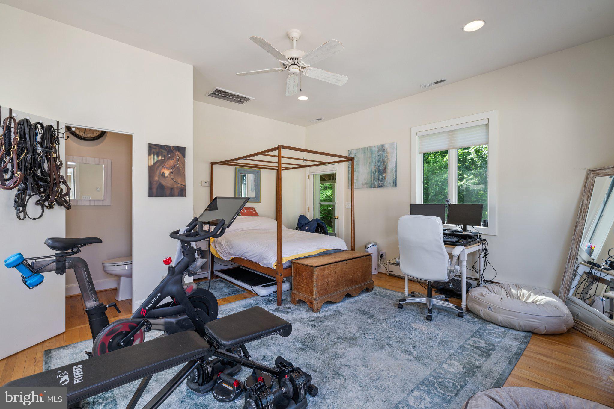 1248 Delaplane Grade Road Upperville, VA 20184 - Photo 35 of 77 Guest room/potential 3rd bedroom with 1/2 bath.