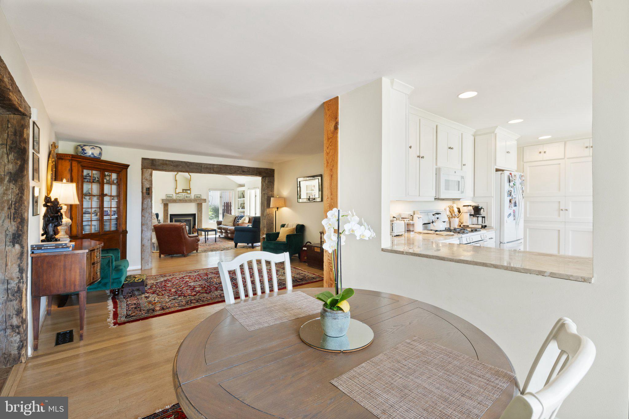 1248 Delaplane Grade Road Upperville, VA 20184 - Photo 10 of 77 Breakfast room adjacent to dining room