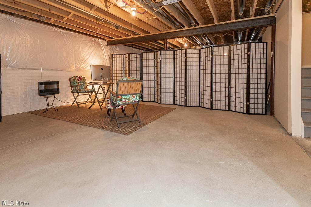 163 Burwick Road Cleveland, OH 44143 - Photo 31 of 35 Lover level