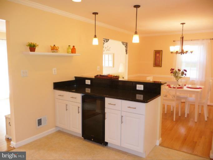 5709 Norton Road Alexandria, VA 22303 - Photo 20 of 30 Kitchen