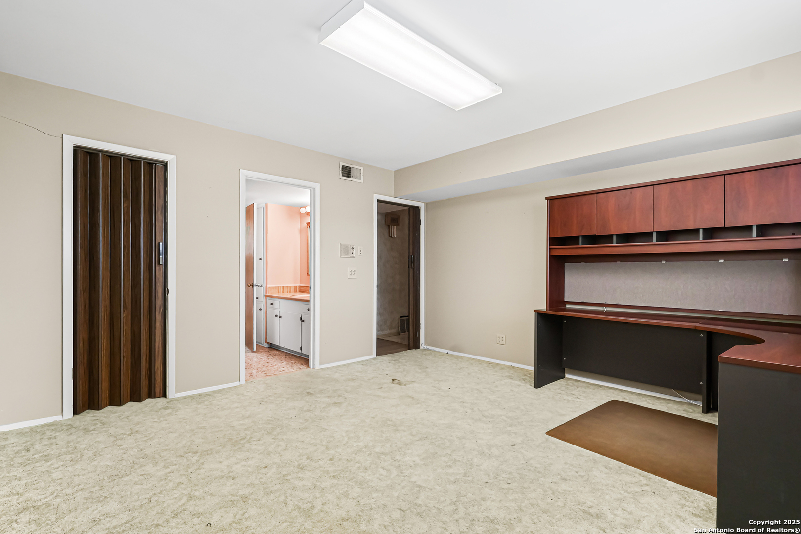 212 National Universal City, TX 78148 - Photo 23 of 36