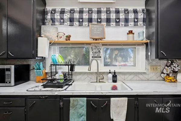 $299,999 | 1141 Main Street, Gooding, ID 83330