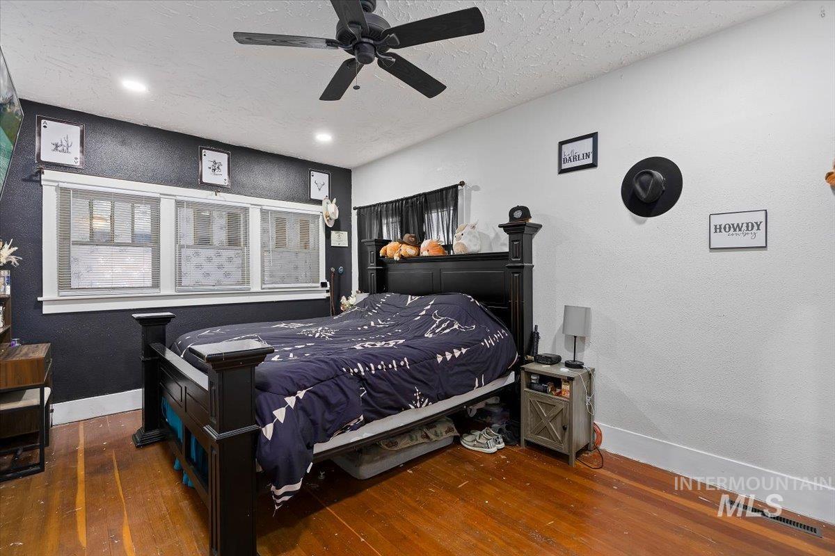 1141 Main Street Gooding, ID 83330 - Photo 18 of 36